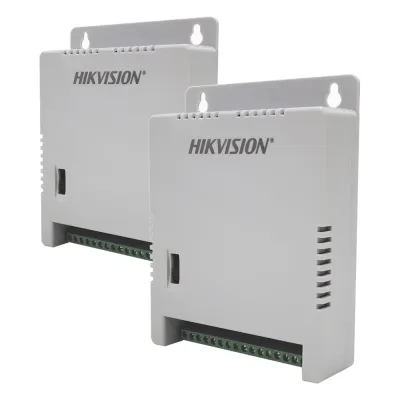 2 Fuentes de Poder Regulada (12 Vcc / 13.5 Vcc / 15 Vcc) para 16 Cámaras / 1 Amp por Salida / Voltaje de Entrada 90 - 130 VCA / Soporta 4K / Modo para Largas Distancias