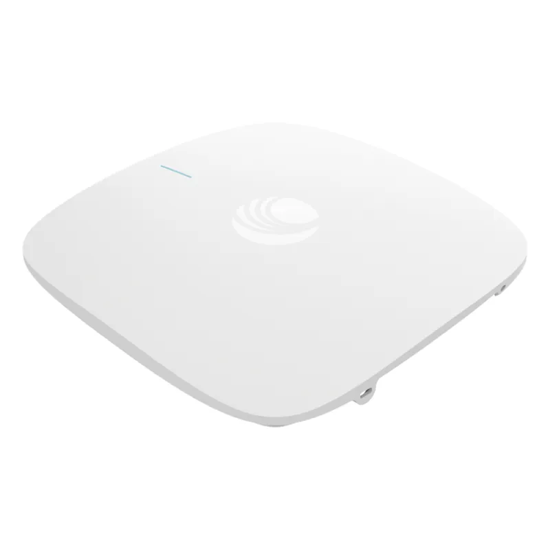 Punto de Acceso Empresarial Wi-Fi 6/6E XE3-4 / 3 Radios (2.4, 5 y 6 GHz) Definidos por Software (SDR) / Hasta 1,500 Clientes / Gestión On-Premises cnMaestro / Seguridad WPA3 / Montaje en Techo o Plafón / Alimentación PoE