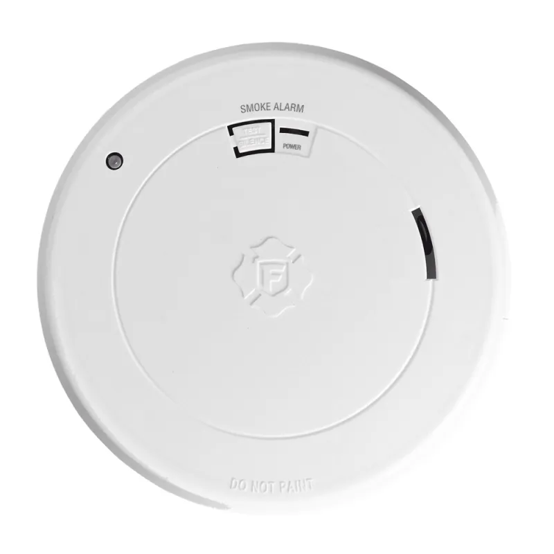 Alarma de Humo First Alert SM210L / Sensor Fotoelectrico / Batería de Litio Sellada de 10 Años / Luz de Seguridad / Rango de Temperatura 4.4°C a 37.8°C/ Cumple UL217, CSFM, NFPA 72, NFPA 101, ICC
