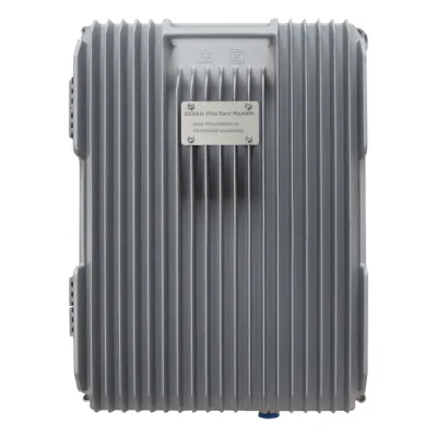 COBERTURA DE HASTA 5 km / Amplificador de Señal Celular / Banda 5, 850 MHz / 20 Watts de Potencia / Banda Ancha Multioperador / Protección Autoexcitación / Monitoreo USB / Gabinete IP65.