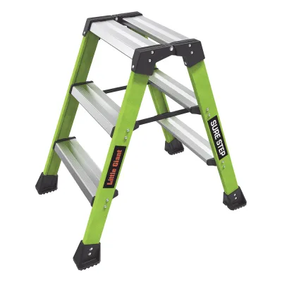 Escalera Plegable 2 Peldaños de Fibra de Vidrio / Tamaño 66 cm ( 2' 2").