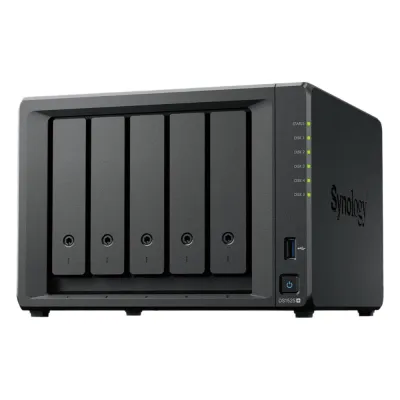 NAS DiskStation DS1525+ | 5 Bahías | Expansión hasta 15 Bahías | 2 Puertos 2.5GbE | Soporte 10GbE | Almacenamiento en Caché SSD | Hasta 300 TB de Capacidad | Compatible con Virtualización y Vigilancia.