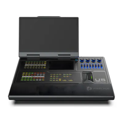 Controlador de Eventos Compacto U5 / Pantalla Táctil Principal 21.5" / Pantalla Inteligente 8" / 87 Botones LCD Programables / 4 Encoders y 8 Faders / Control MIDI y KVM / Diseño Plegable / Software PixelFlow / HDMI 2.0 / 12G-SDI /