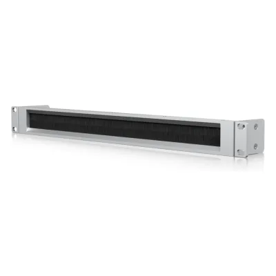 UACC Rack Mount Panel Brush 1U – Panel con Cepillo para Rack que Permite el Paso Ordenado de Cables, Reduce la Entrada de Polvo y Mantiene una Estética Limpia y Uniforme