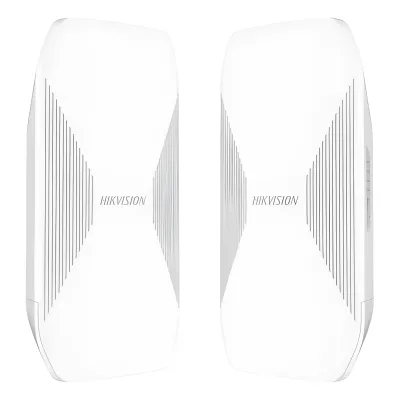 Puente Inalámbrico 5GHz / 867 Mbps / 5 Km de Alcance / Kit 2 Unidades / IP55 / 3 Puertos Gigabit / PoE In-Out / Gestión HPP