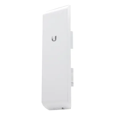 NanoStation airMAX M2 CPE, hasta 150 Mbps, frecuencia 2 GHz (2412-2462 MHz) con antena integrada de 11 dBi
