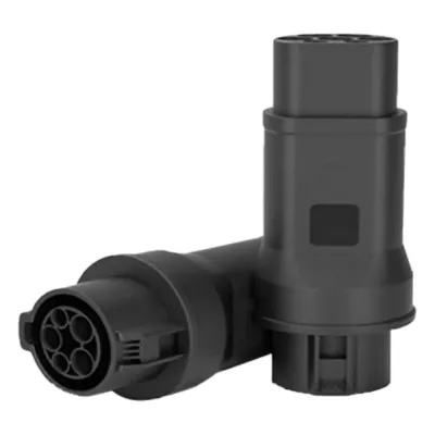 Adaptador de Conector EV / Entrada Tipo 1 (SAE J1772) / Salida Tipo 2 (IEC 62196-2) / 7 kW / 32 A / 220 V AC / Monofásico / Compacto y Portátil