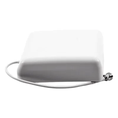 Antena Direccional tipo Panel / LTE 698-2700 MHz / 4 Bandas / Ganancia 5-8 dBi / Polarización Vertical / Montaje Pared