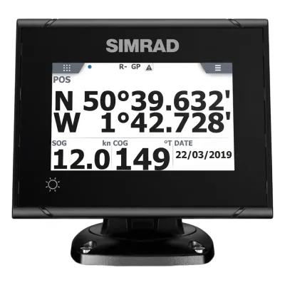 Pantalla Náutica Multifunción / GPS + GLONASS / Rutas y Waypoints / Registro de Viaje / Páginas de Posición y Rumbo / Trama AIS / Páginas de Datos Digitales Configurables / Atenuación por Potenciómetro Exte