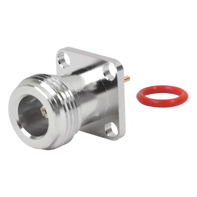 Conector N Hembra de Montaje de Panel con 4 perforaciones a 12.7 mm, soldable.
