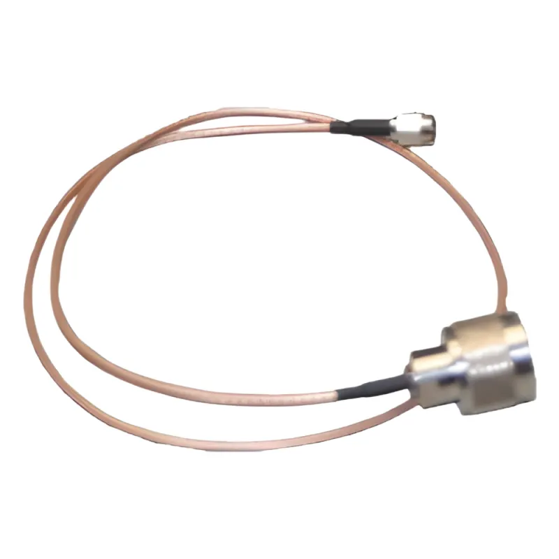 Jumper de 0.6 mt de longitud, cable RG-316 conector N macho en un extremo y al otro SMA inverso