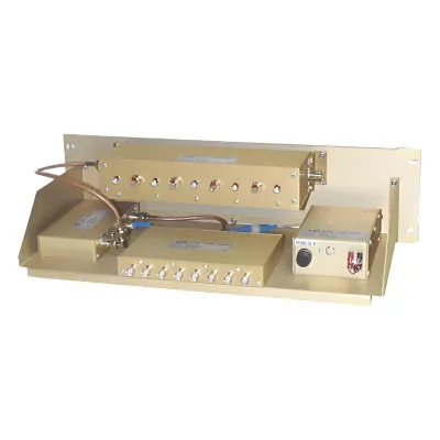 Multiacoplador y Preselector EMR, 138-225 MHz, 8 Canales, 3-8 MHz Ancho de Banda, N Hembra (Ant.) /BNC Hembra (Salidas).