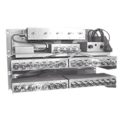 Multiacoplador con Preselector, 300-512 MHz, 25-32 Canales, N/N, 3-10 MHz, 115 Vca / 13.6 Vcc.