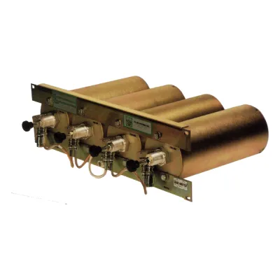 Duplexer Pasa Banda-Rechazo de Banda, 442-450 MHz, 4 Cavidades (4" Dia.) 5 MHz, 350 Watt, N Hem.