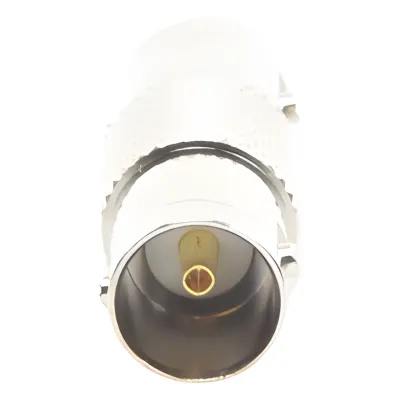 Adaptador Tipo Barril para 75 Ohm, de Conector BNC Hembra a BNC Hembra, Níquel/ Oro/ Teflón.