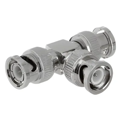 Adaptador de Triple conectores BNC macho para uso en sistemas de video vigilancia en aplicación con cables coaxiales RG-59/ RG-6, Níquel/ Oro/ Politetrafluoroetileno.