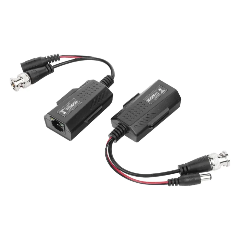 Kit de transceptores activos con conector para alimentación (12V/24Vcc/AC) TurboHD para aplicaciones de video por UTP Cat5e/6 en HD. Distancia de hasta 150 m en 4K