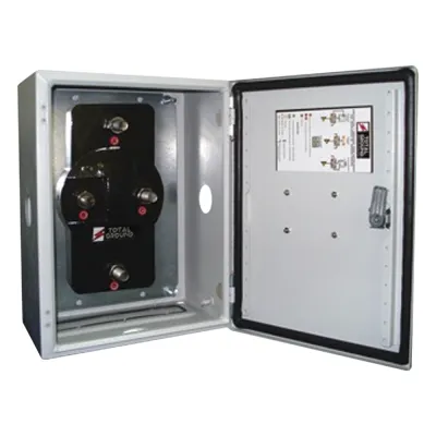 Acoplador de Impedancias de 2500 Amp. Capacidad Máxima.