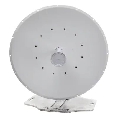 Antena Direccional airFiber X, ideal para enlaces Punto a Punto (PtP), frecuencia 5 GHz (4.9 - 5.8 GHz) de 34 dBi slant 45