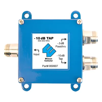 Separador TAP -10 dB con rango de frecuencia de 700 a 2500 MHz. Ideal para separar la antenas a diferentes longitudes de cable coaxial. 50 Ohm con conectores N Hembra.
