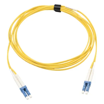 Jumper de Fibra Óptica Monomodo (OS2), XGLO, Riser, LC/UPC-LC/UPC Duplex, OFNR, Color Amarillo, 3 Metros (9.84 Pies)