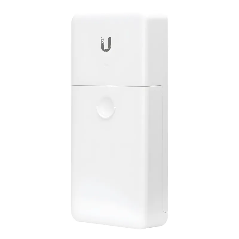 Switch PoE 24 V de Paso para Exterior con 4 Puertos Gigabit (1 PoE In, 3 PoE Out) NanoSwitch