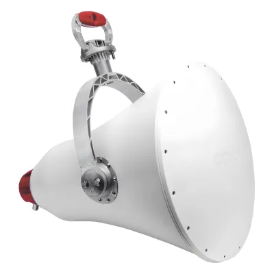 Antena direccional UltraHorn™ Carrier Class Contectorizada 5180-6775 GHz, 24 dBi, ultra rechazo al ruido, altamente direccional sin lóbulos laterales