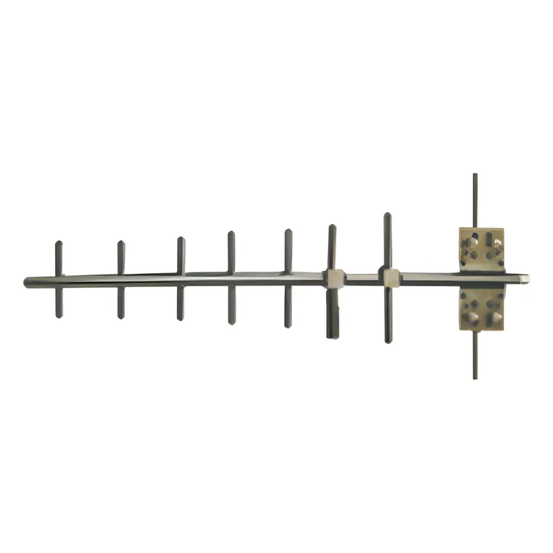 Antena Base Direccional, 928-960 Mhz, 10 dB de ganancia. Soporta vientos de hasta 258 Km/h, Conector N Hembra