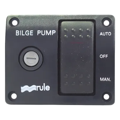 Switch de tres posiciones para control de bombas de achique.
