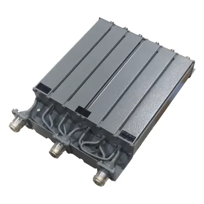 Duplexer SYSCOM en UHF, 6 Cav. 403-430 MHz, 50 Watt, 5 MHz Sep. Rechazo de Banda, N Hembras.