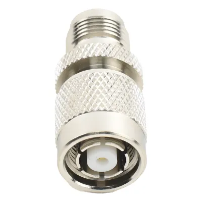 Adaptador en Línea, de Conector TNC Macho Inverso a TNC Hembra, Nquel/ Oro/ Teflón.