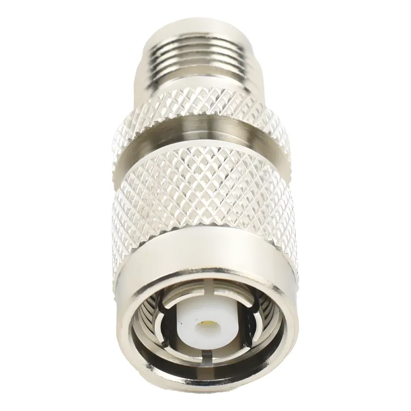 Adaptador en Línea, de Conector TNC Macho Inverso a TNC Hembra, Nquel/ Oro/ Teflón.