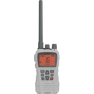 Cobra BlueBound 350 Color Blanco / Radio VHF Marina Portátil Flotante / 215 Canales / Espaciado 25 kHz / IPX7 Sumergible / Potencia 1-3-6 W / NOAA / Tri-Watch / Batería Litio Recargable / USB-C / Cargador Dock