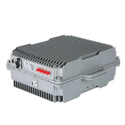 Amplificador de Señal Celular / Unidad Principal con Puerto Óptico / Bandas 25, 66 y 7 Completas / 27 dBm Potencia Salida / IP65 Exterior / Monitoreo RJ45