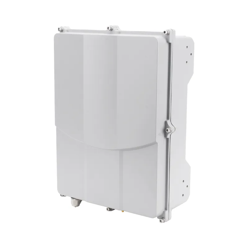 (HASTA 5 KILÓMETROS) Amplificador de Señal Celular de ALTA POTENCIA: Especial para Cubrir Pueblos. 95 dB de Ganancia, 20 Watts de Potencia, 850 MHz.