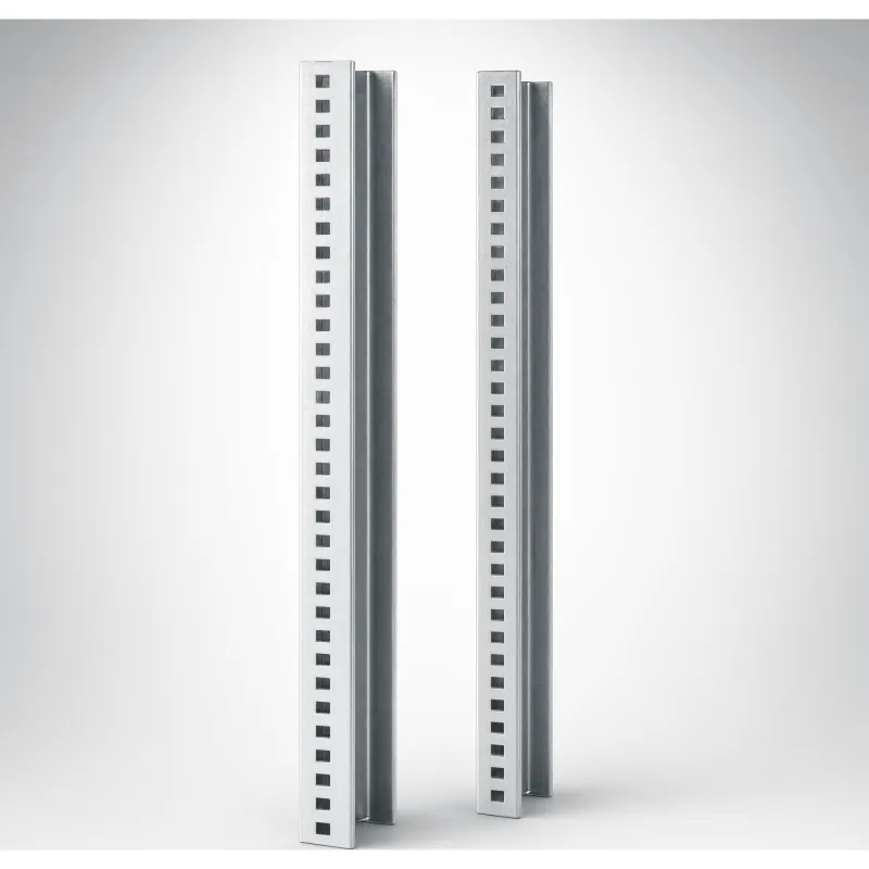 Ángulos de Rack ProTek / 19 UR / Agujeros Cuadrados / 33.25 in (845 mm) / Acero Dulce Galvanizado / Compatible Gabinetes 36 in