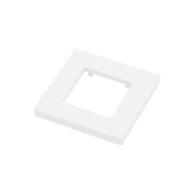 Embellecedor para Caja Europea / Dimensiones 84x84x8 mm Externas / ABS Antimicrobiano / Blanco con Efecto de Contraste / Colocación Fácil y Rápida