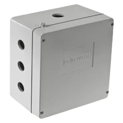 Caja de Unión de Aluminio con 3 salidas de 3/4" / 3 Orificios en la parte inferior.