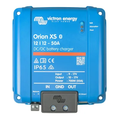 Orion XS 12/12-50 A / Cargador de Baterías CC-CC / 50 A 12 V / IP65 / Compatibilidad Alternador Inteligente / Para Bancos de Baterías de 500 Ah