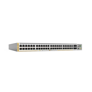 Switch L3 Stackable, 48x 10/100/1000-T PoE+, 4x SFP+, Fuente redundante integradas 740 Watts (TAA compliant version)