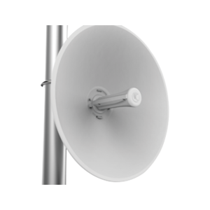 Force 300 para zonas con alta interferencia / Enlace 5GHz Anti-Interferencia /Hasta 600+ Mbps / 4910-5970 MHz, / Hasta 10 km / Antena de 25 dBi / Baja latencia (C050910C101B)
