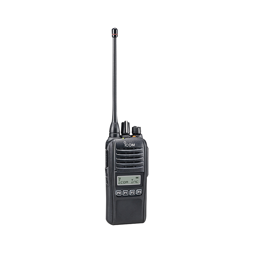 Radio digital NXDN en la banda de UHF, rango de frecuencia 450 - 512 MHz, sumergible IP67, analógico y digital, opera en sistemas trunking y convencional, 4W de potencia.