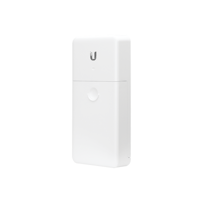 Switch PoE 24 V de Paso para Exterior con 4 Puertos Gigabit (1 PoE In, 3 PoE Out) NanoSwitch (N-SW)