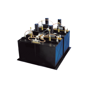 Combinador dB SPECTRA en Panel/ Rack 19", 440-450 MHz, 6 Canales, 100 kHz de Sep. min, N Hembras.