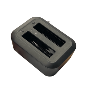 Base de Carga Dual para Baterías de Bodycam| Compatible con XMRX5V2| Diseño Compacto | Carga Rápida Dual |  Indicadores de Estado| Material ABS | No incluye Bateria.