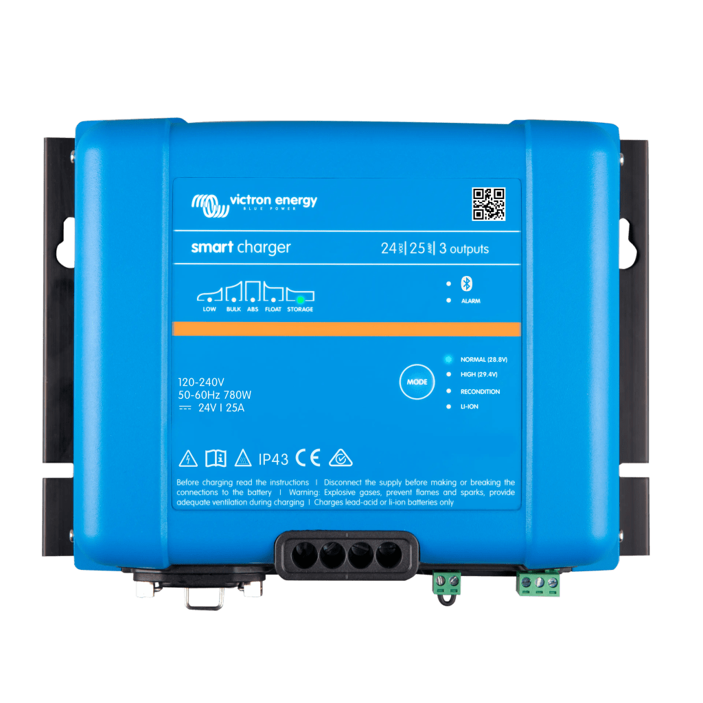 Phoenix Smart IP43 24/25 / Cargador de Baterías 24V, 25A / Para Ambientes Marinos y Terrestres. / Para baterías de Plomo y Litio